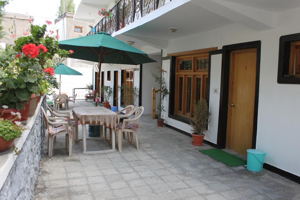 Travellers House Ξενοδοχείο Λεχ Εξωτερικό φωτογραφία