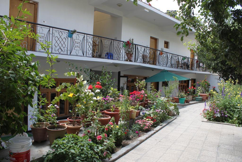 Travellers House Ξενοδοχείο Λεχ Εξωτερικό φωτογραφία